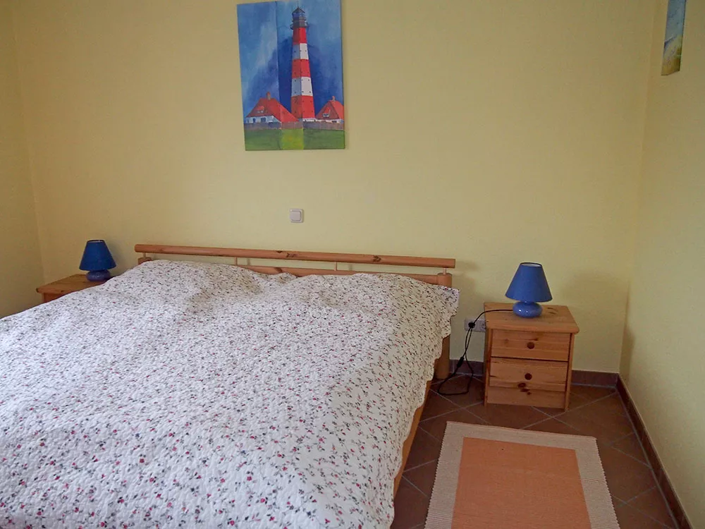 Schlafzimmer Ferienwohnung 5 mit Doppelbett